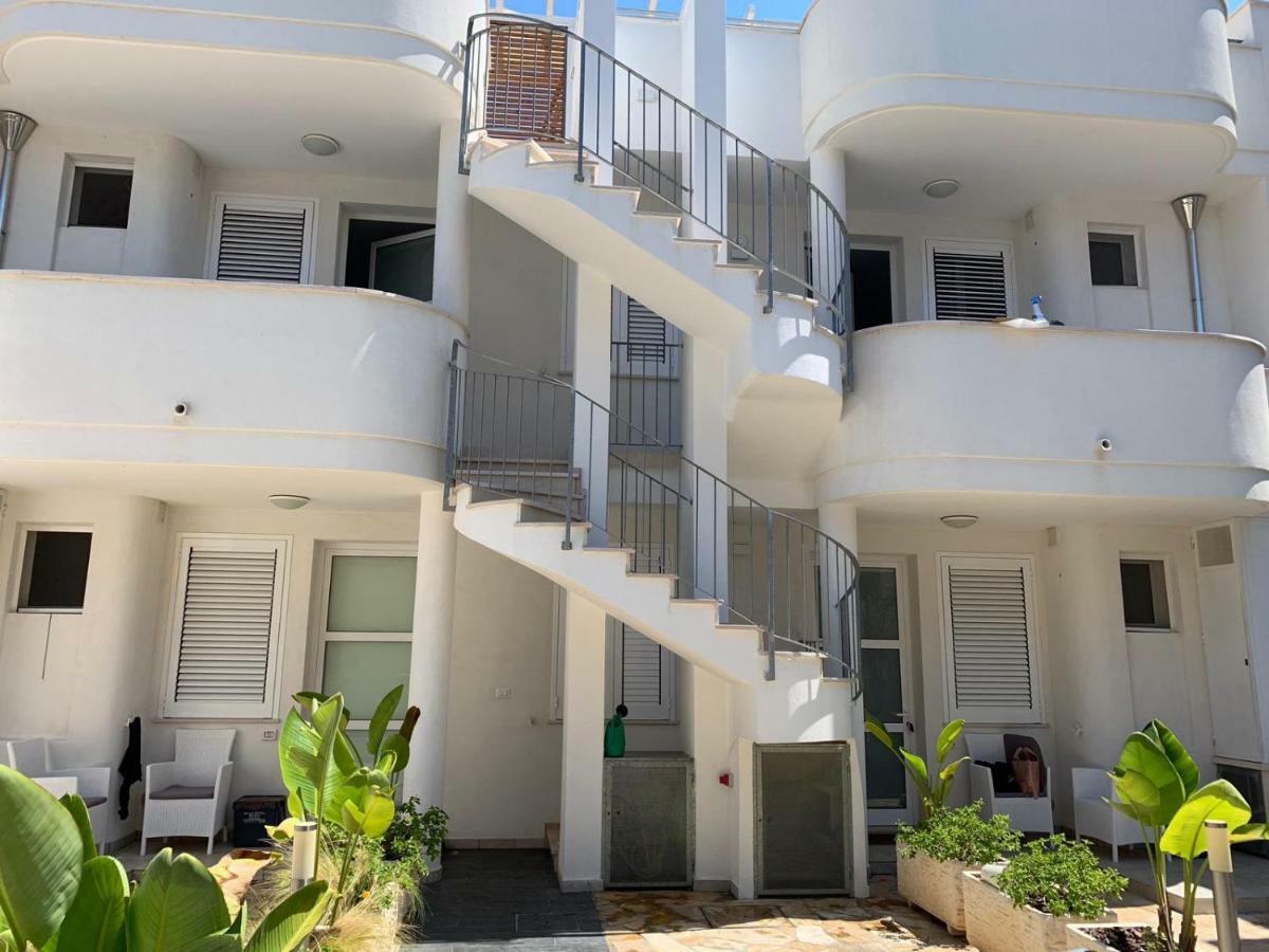 Viva Apartment Porto Cesareo Exterior photo